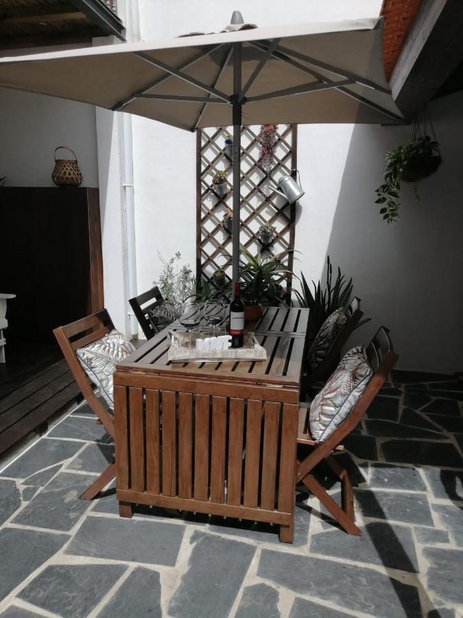 Courtyard House - Sun, Barbecue, Beach Сезімбра Екстер'єр фото